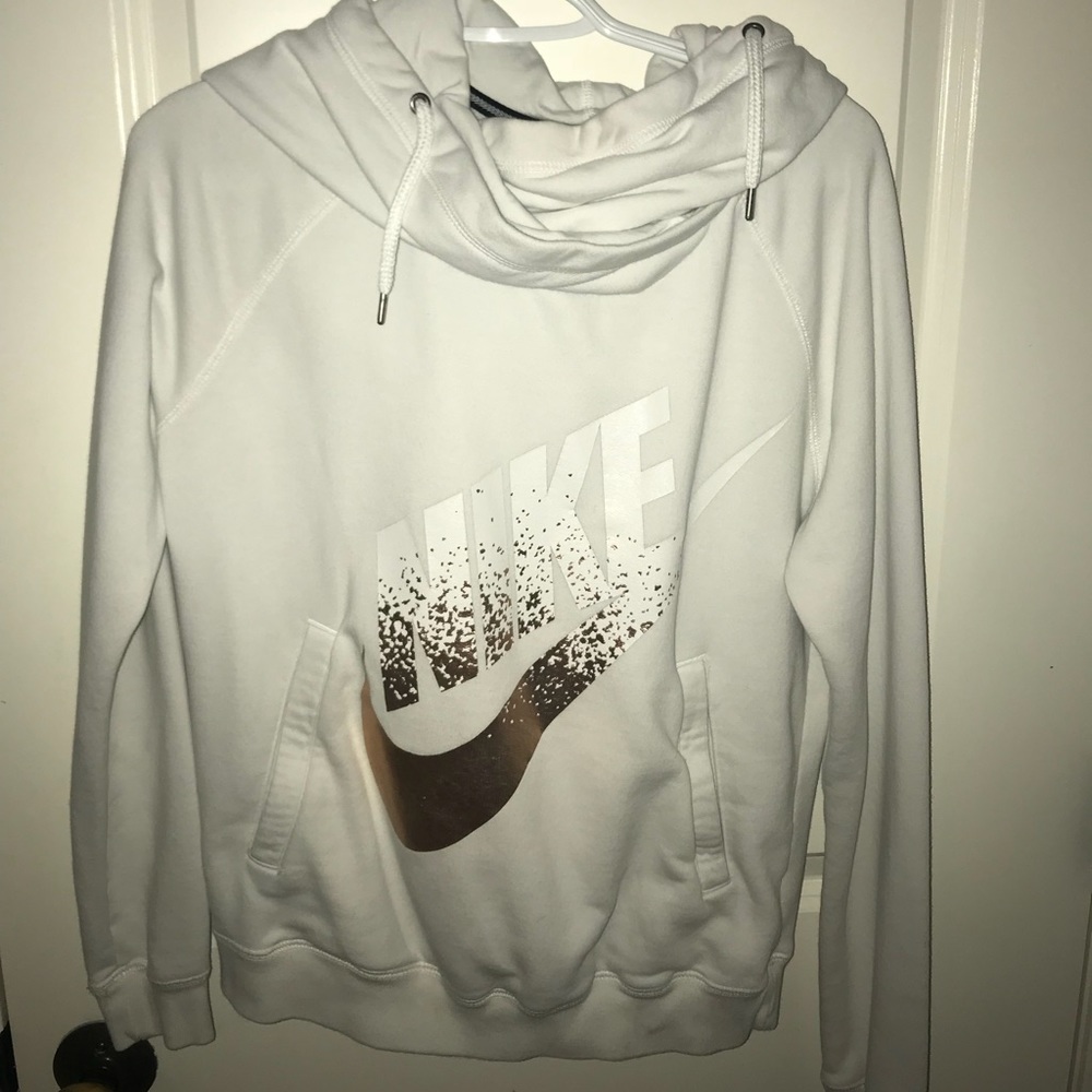 Nike sweatshirt